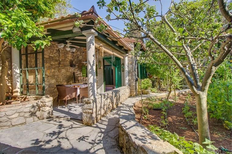 Apartment Julia Veli Lošinj Exteriör bild